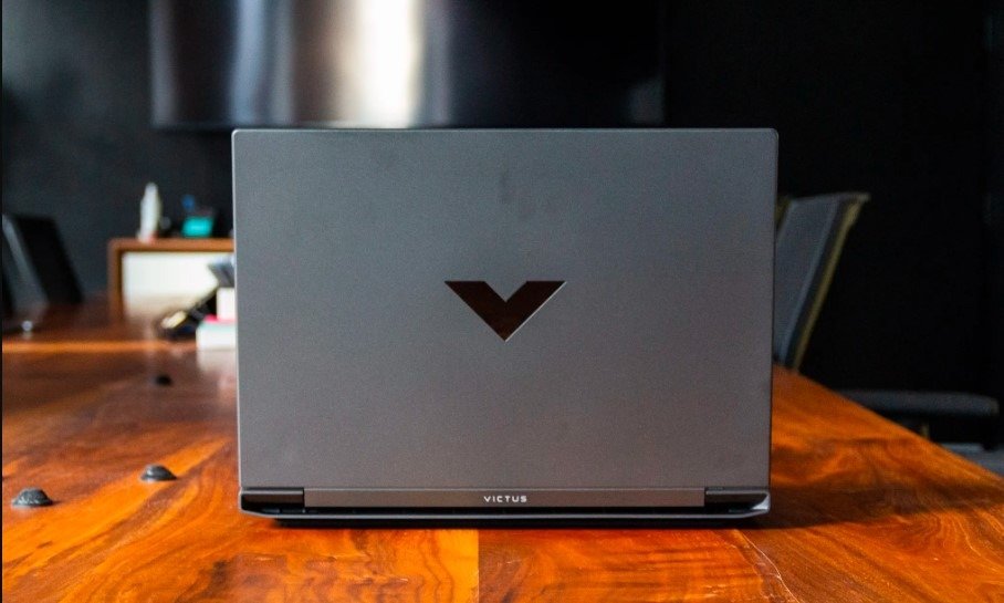 HP Victus 15
