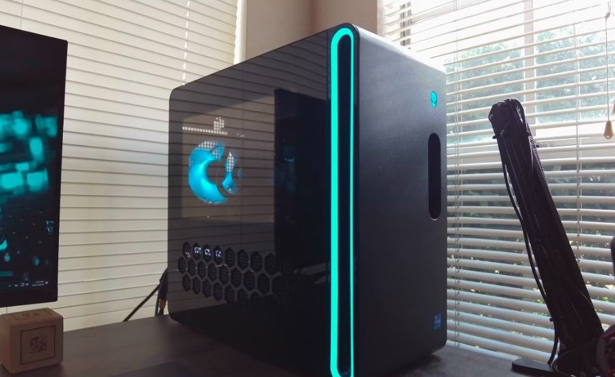Dell Alienware Aurora R16